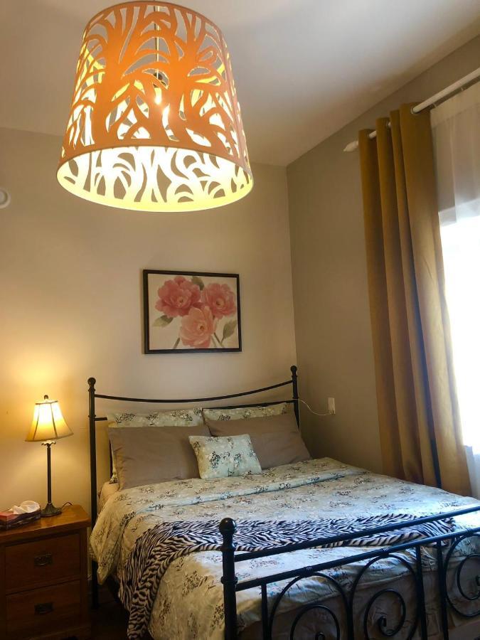 University Cabana Inn Victoria Exteriör bild